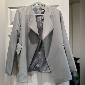Light blue / gray blazer